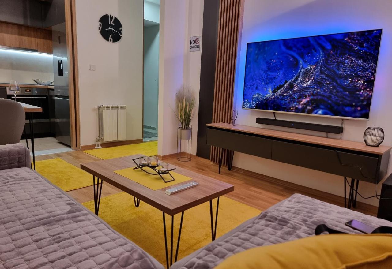 Exclusive & Modern Apartment 斯科普里 外观 照片