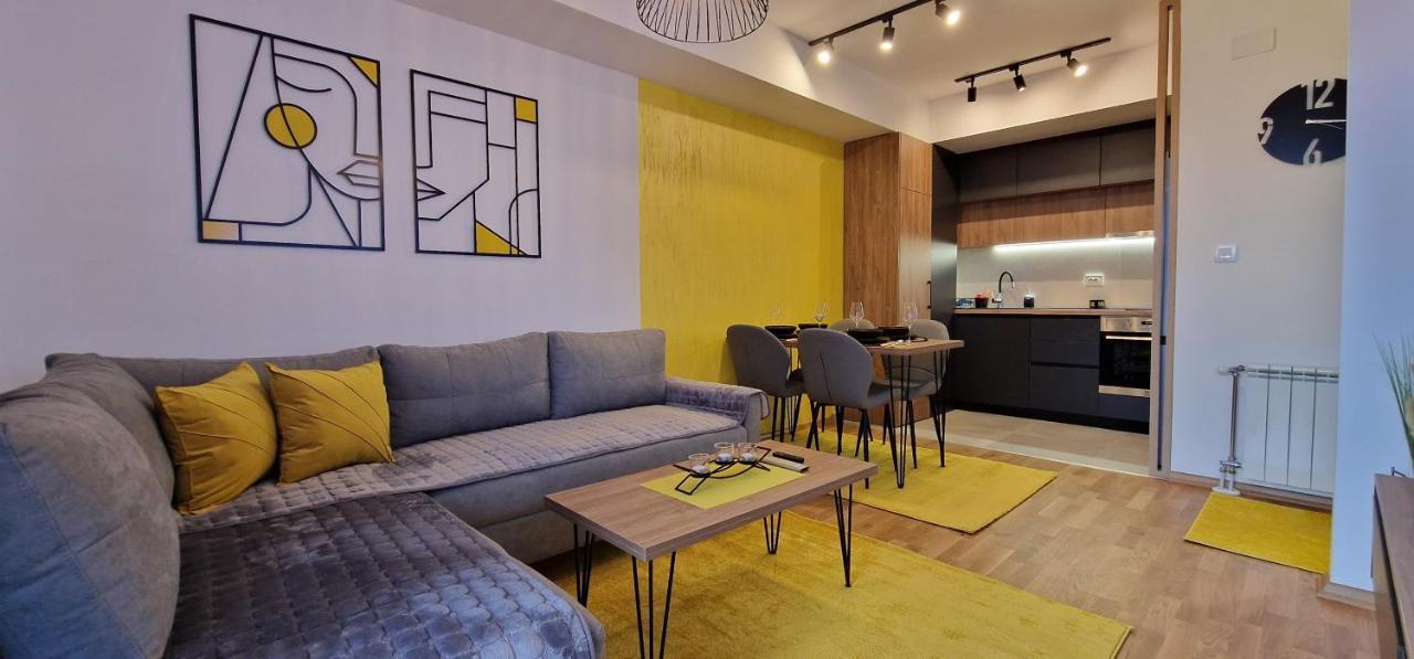 Exclusive & Modern Apartment 斯科普里 外观 照片