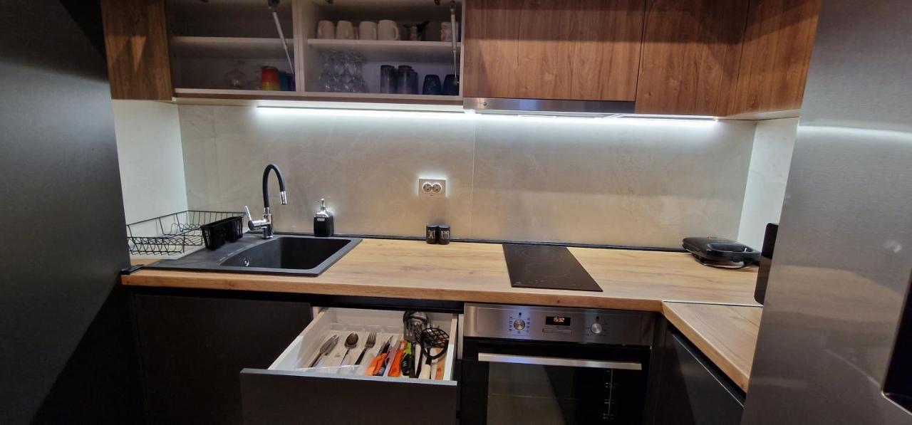 Exclusive & Modern Apartment 斯科普里 外观 照片